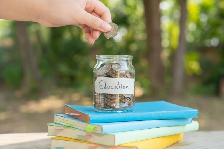 SAVE MONEY AND GET SCHOLARSHIP IN UAE
